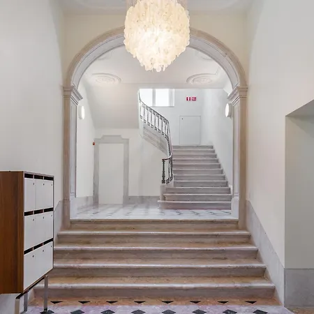 Whome Timeless Design Meets Convenience דירה ליסבון