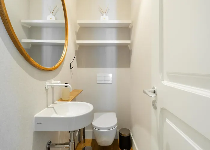 Whome Timeless Design Meets Convenience Lejlighed Lisboa