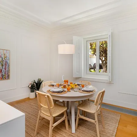 Whome Timeless Design Meets Convenience Appartement *